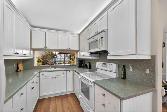 2041 Keystone Drive F, Jupiter, FL 33458