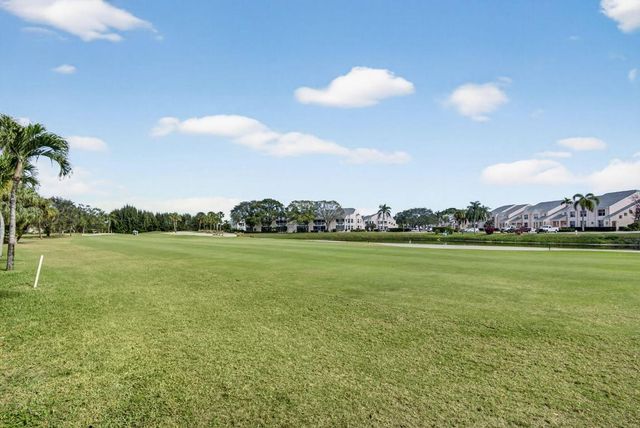 2041 Keystone Drive F, Jupiter, FL 33458