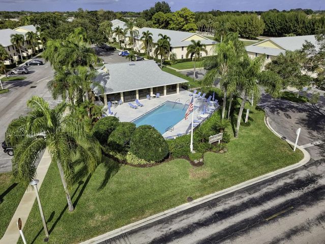 2041 Keystone Drive F, Jupiter, FL 33458