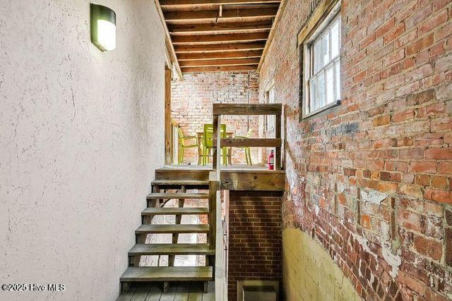118 Dock Street Apt 8, Wilmington, NC 28401