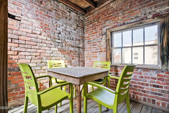 118 Dock Street Apt 8, Wilmington, NC 28401