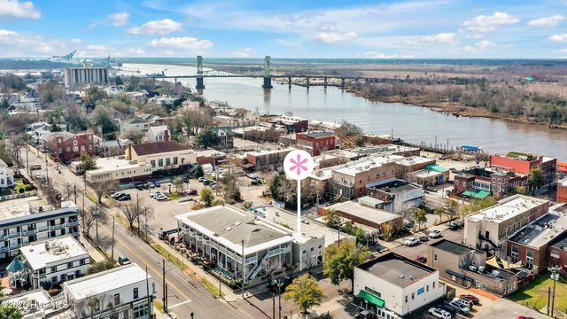 118 Dock Street Apt 8, Wilmington, NC 28401
