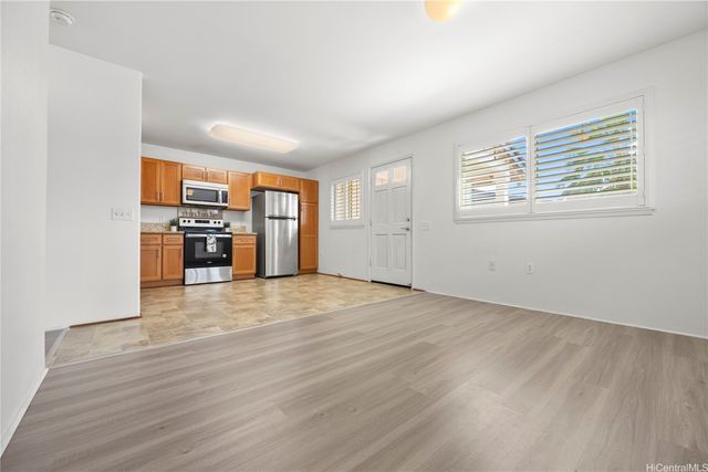91-1031 Kamaaha Avenue 1102, Kapolei, HI 96707