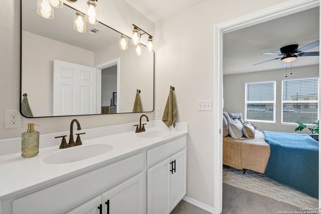 12074 Canyon Rock Lane, San Antonio, TX 78254