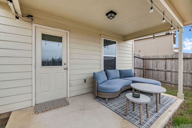 12074 Canyon Rock Lane, San Antonio, TX 78254