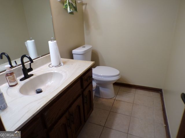 185 Ashland Way, Fayetteville, GA 30214