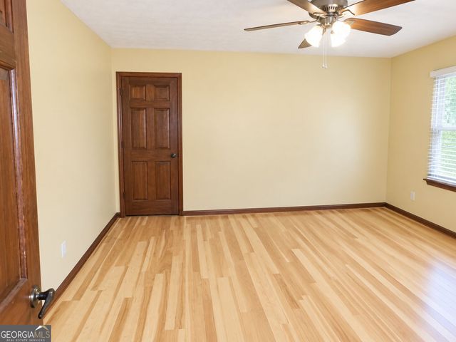 185 Ashland Way, Fayetteville, GA 30214