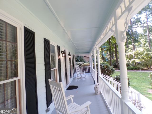 185 Ashland Way, Fayetteville, GA 30214