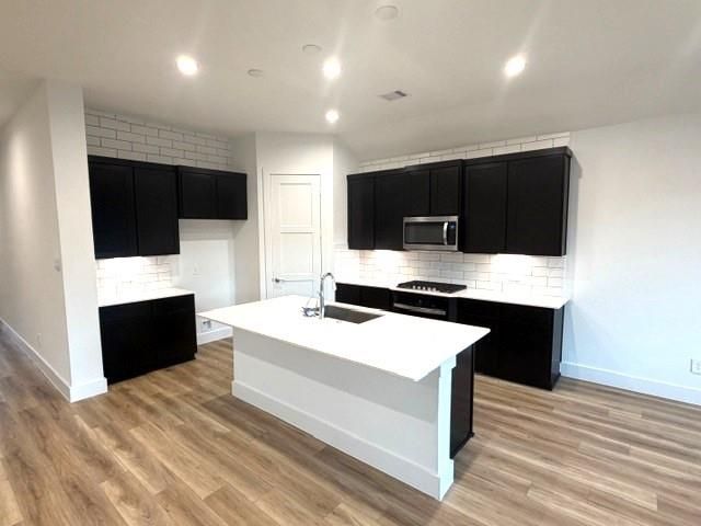 255 Springfield Terrace Court, Conroe, TX 77304