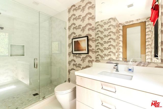 1716 Amherst Avenue, Los Angeles, CA 90025