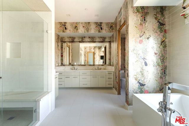 1716 Amherst Avenue, Los Angeles, CA 90025