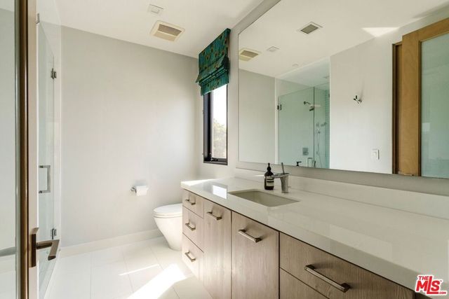 1716 Amherst Avenue, Los Angeles, CA 90025