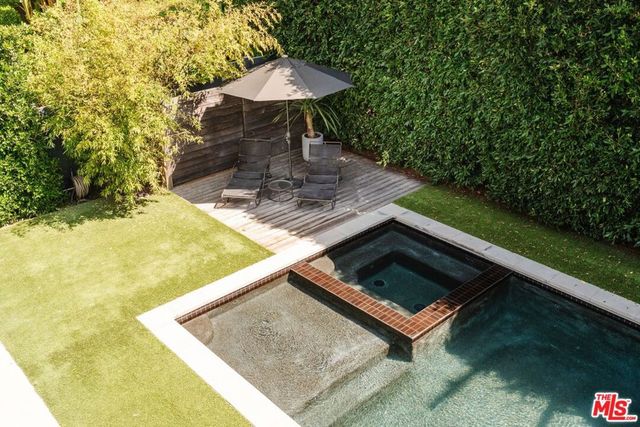 1716 Amherst Avenue, Los Angeles, CA 90025