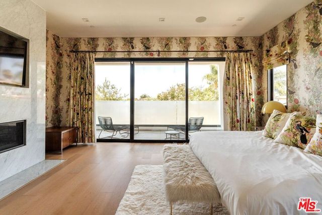 1716 Amherst Avenue, Los Angeles, CA 90025