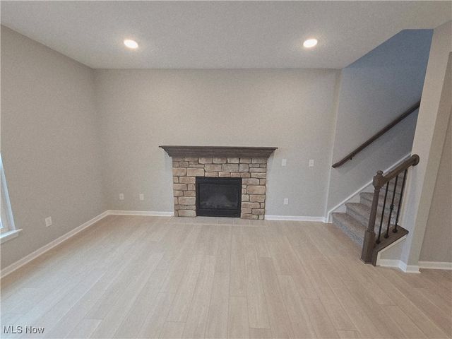 3375 Buckeye Trail, Green, OH 44685