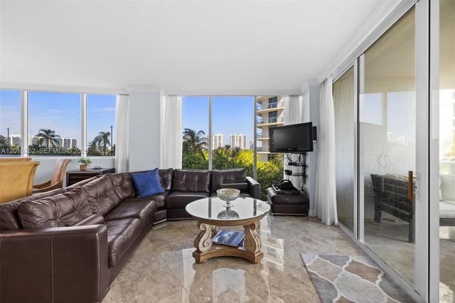 18671 Collins Ave 404, Sunny Isles Beach, FL 33160