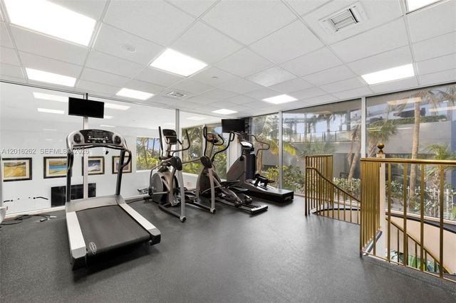 18671 Collins Ave 404, Sunny Isles Beach, FL 33160