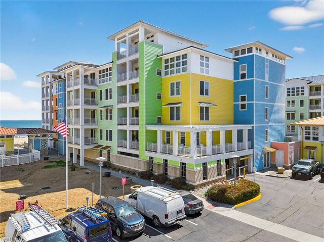 3738 Sandpiper Rd Apt 101B, Virginia Beach, VA 23456