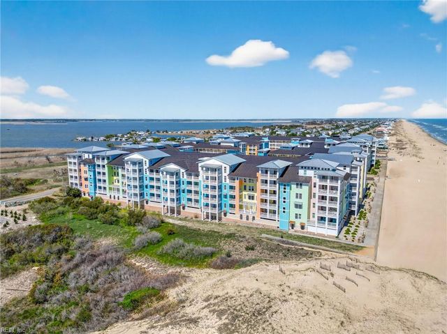 3738 Sandpiper Rd Apt 101B, Virginia Beach, VA 23456