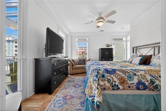 3738 Sandpiper Rd Apt 101B, Virginia Beach, VA 23456