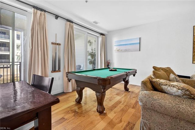 3738 Sandpiper Rd Apt 101B, Virginia Beach, VA 23456