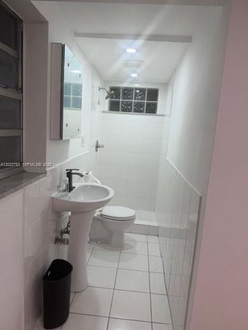 1001 S 62nd Avenue, Hollywood, FL 33023