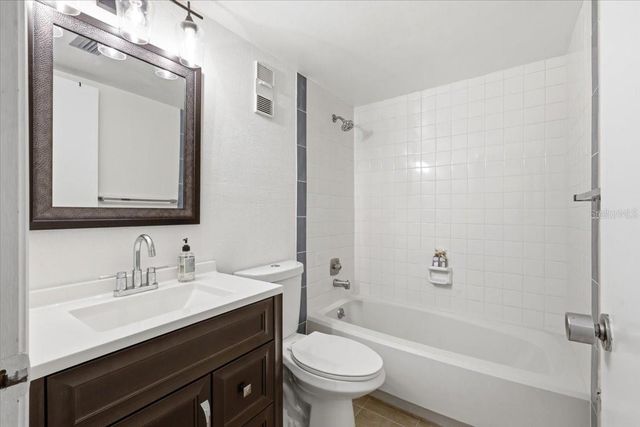 130 JASMINE WOODS COURT 4A, Deltona, FL 32725