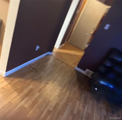 19261 Mitchell Street, Detroit, MI 48234