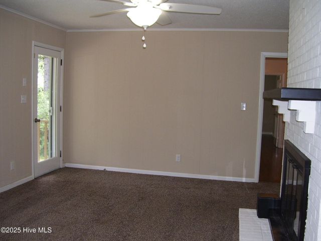 355 Newton Drive, Southern Pines, NC 28387