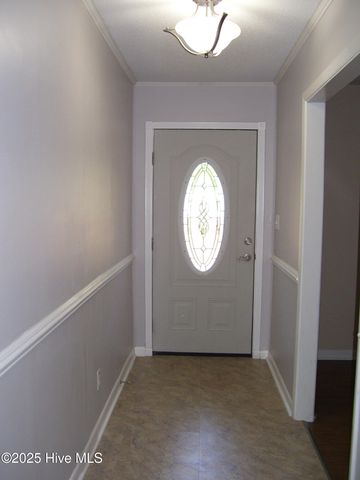 355 Newton Drive, Southern Pines, NC 28387