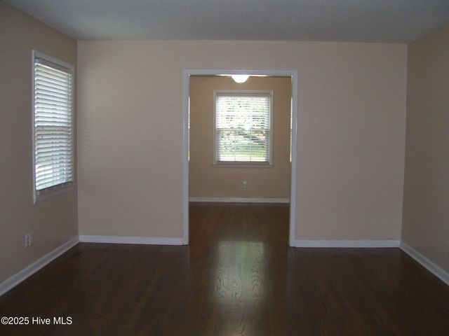 355 Newton Drive, Southern Pines, NC 28387