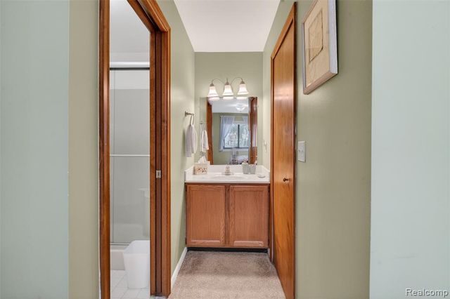 10244 Nancys Boulevard, Grosse Ile, MI 48138