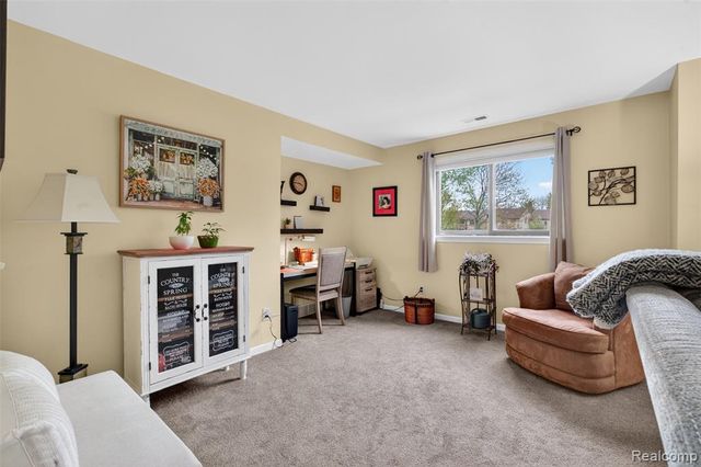 10244 Nancys Boulevard, Grosse Ile, MI 48138