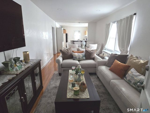 73 Rippowam Road, Stamford, CT 06902