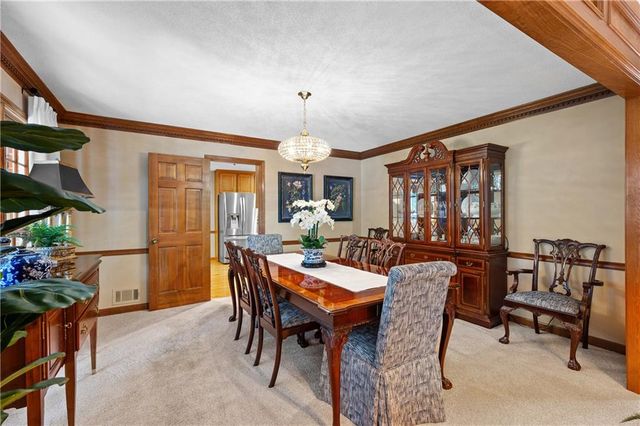 11740 Mountain Laurel Drive, Roswell, GA 30075