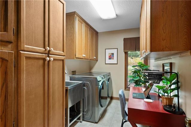 11740 Mountain Laurel Drive, Roswell, GA 30075