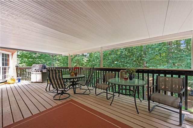 11740 Mountain Laurel Drive, Roswell, GA 30075