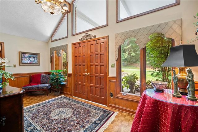 11740 Mountain Laurel Drive, Roswell, GA 30075