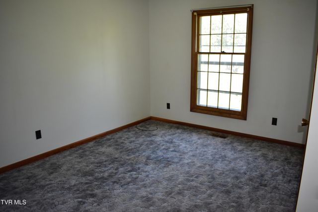 343 Beaver Lane, Rogersville, TN 37857