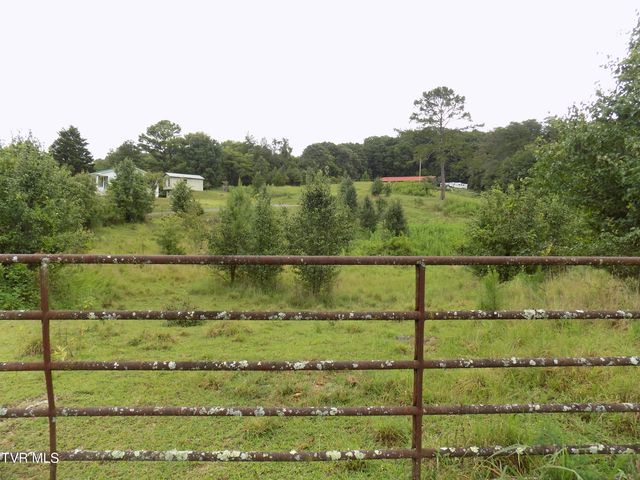 343 Beaver Lane, Rogersville, TN 37857