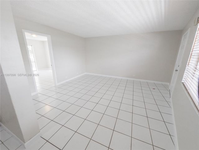 1610 NW N River Dr 204, Miami, FL 33125