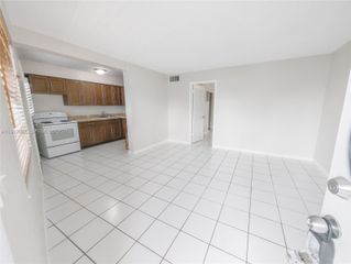 1610 NW N River Dr 204, Miami, FL 33125