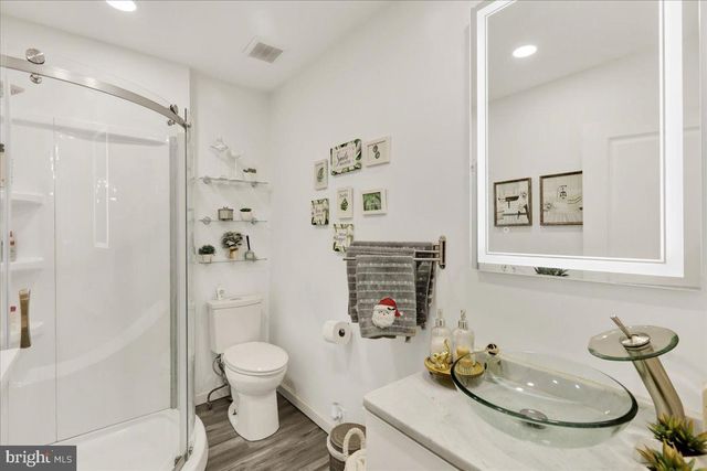 405 READING AVE, Reading, PA 19611