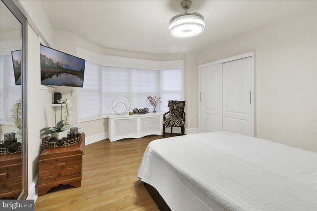 405 READING AVE, Reading, PA 19611