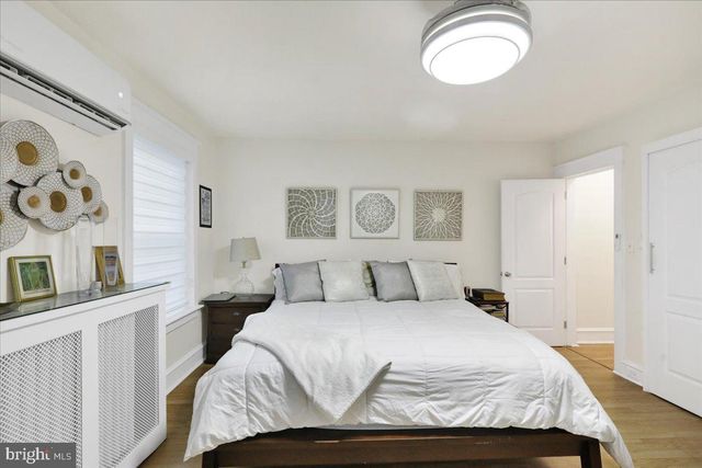 405 READING AVE, Reading, PA 19611