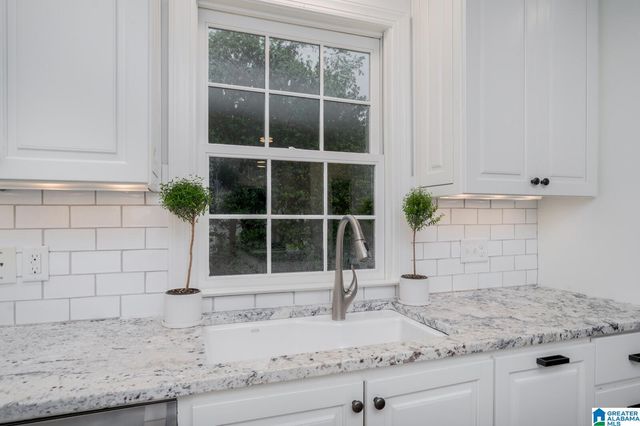 83 FAIRWAY DRIVE, Mountain Brook, AL 35213