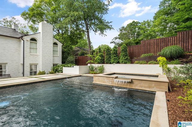 83 FAIRWAY DRIVE, Mountain Brook, AL 35213