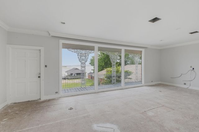 4700 Ponderosa, Lake Charles, LA 70605