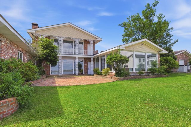 4700 Ponderosa, Lake Charles, LA 70605