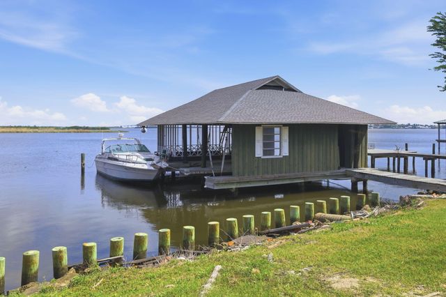 4700 Ponderosa, Lake Charles, LA 70605